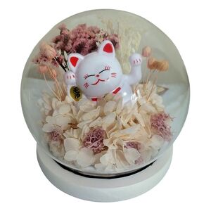 Maneki-Neko "Fortune Cat" Figurine Floral Display